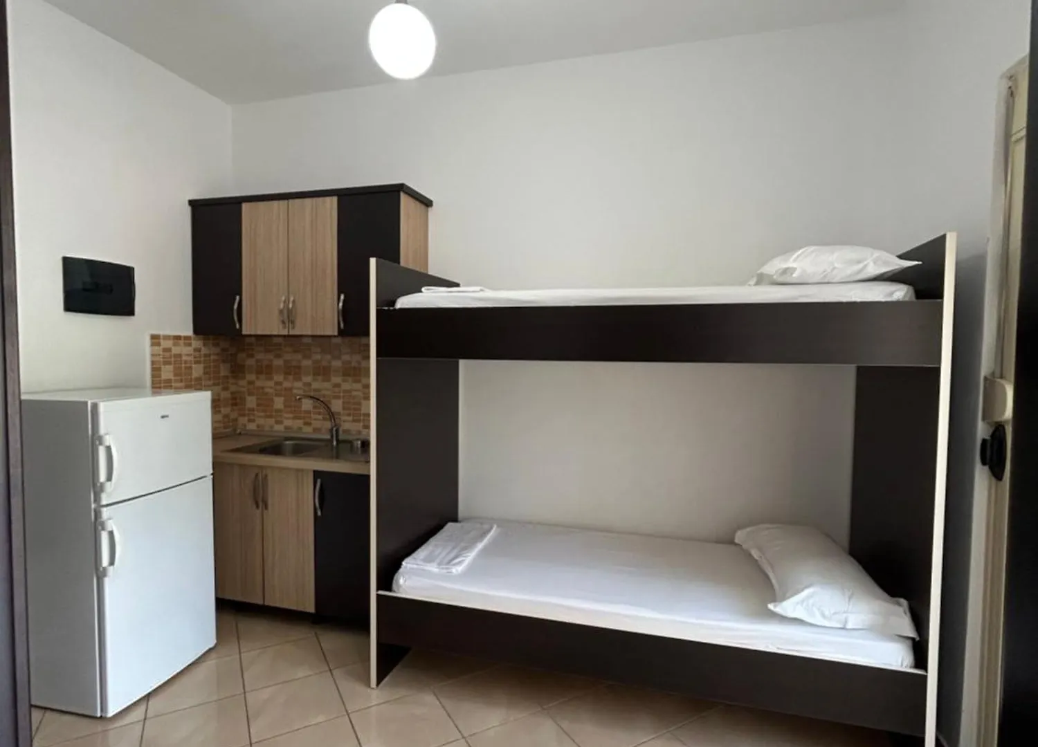 Hotel Mehillaj Borsh 3*,